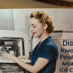 Meet your Posher, Melanie